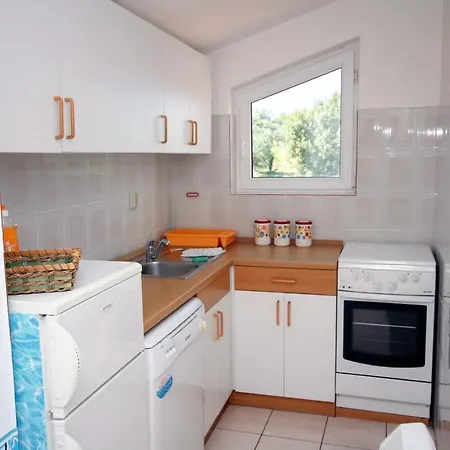 Family Friendly Seaside Jezera, Murter - 9502 * Jezera