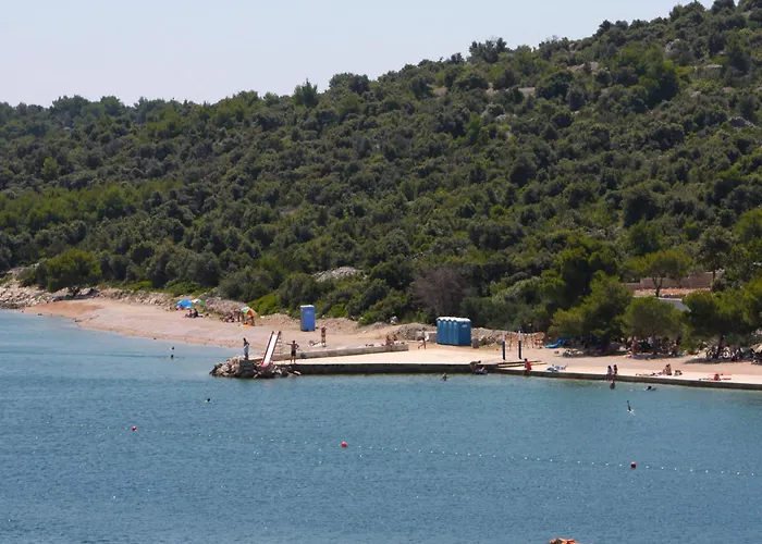 Family Friendly Seaside Jezera, Murter - 9502 제제라